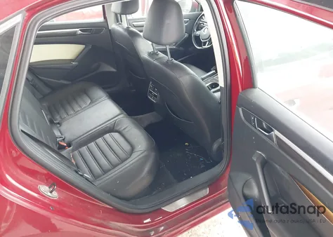 2016 Volkswagen Passat 1.8T Sel z USA, uszkodzony, nr VIN 1VWCT7A34GC065171